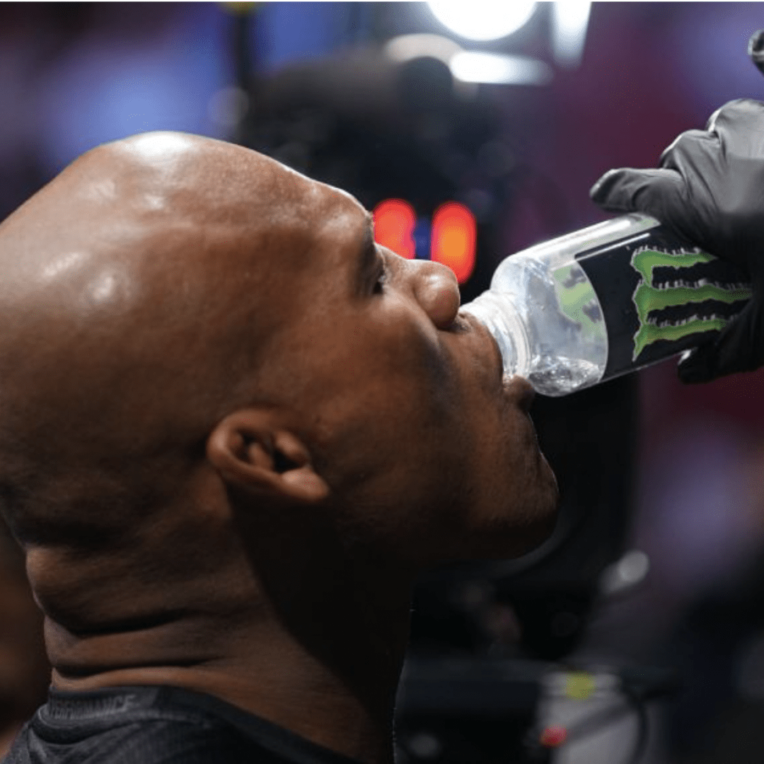 fighter drinking water bottle at ufc london event