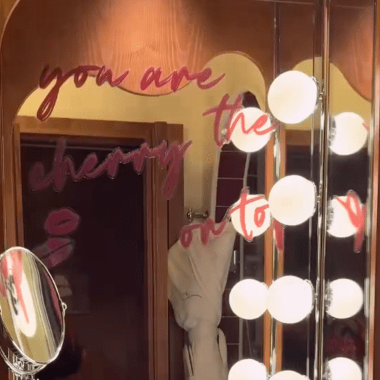 lipstick-on-mirror lipstick-on-mirror